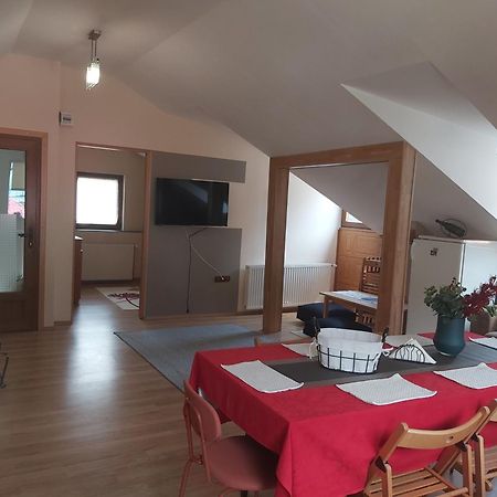Zoso Home Buşteni Eksteriør billede