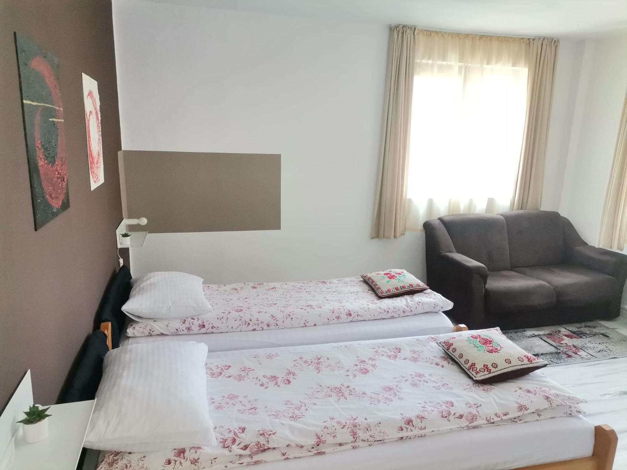 Zoso Home Buşteni Eksteriør billede