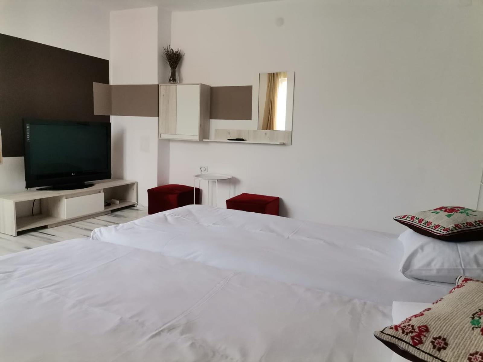 Zoso Home Buşteni Eksteriør billede